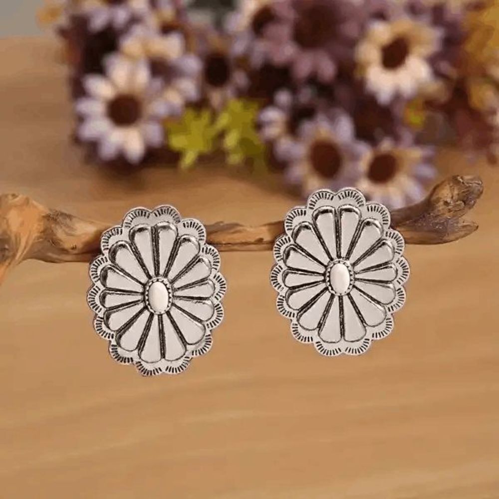 CONCHO WHITE BUFFALO TURQUOISE SILVER STUD EARRINGS